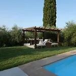 Casal Di Peppe 4* Orentano
