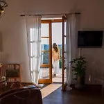 Casal Di Peppe ベッド・アンド・ブレックファスト Orentano