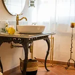 Casal Di Peppe 4* Orentano