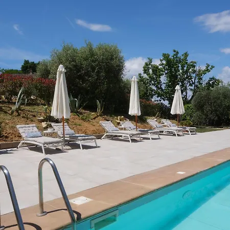 Casal Di Peppe Bed & Breakfast