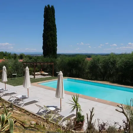 Bed & Breakfast Casal Di Peppe 5*