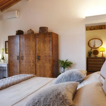 Casal Di Peppe Bed & Breakfast