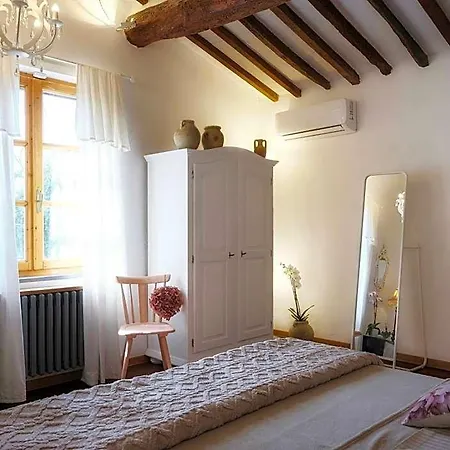 Casal Di Peppe Bed & Breakfast