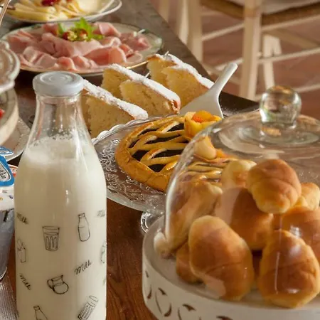 Casal Di Peppe Bed & Breakfast 4*